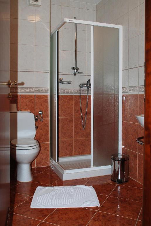 Hotel Zvezda Murska Sobota Rum bild